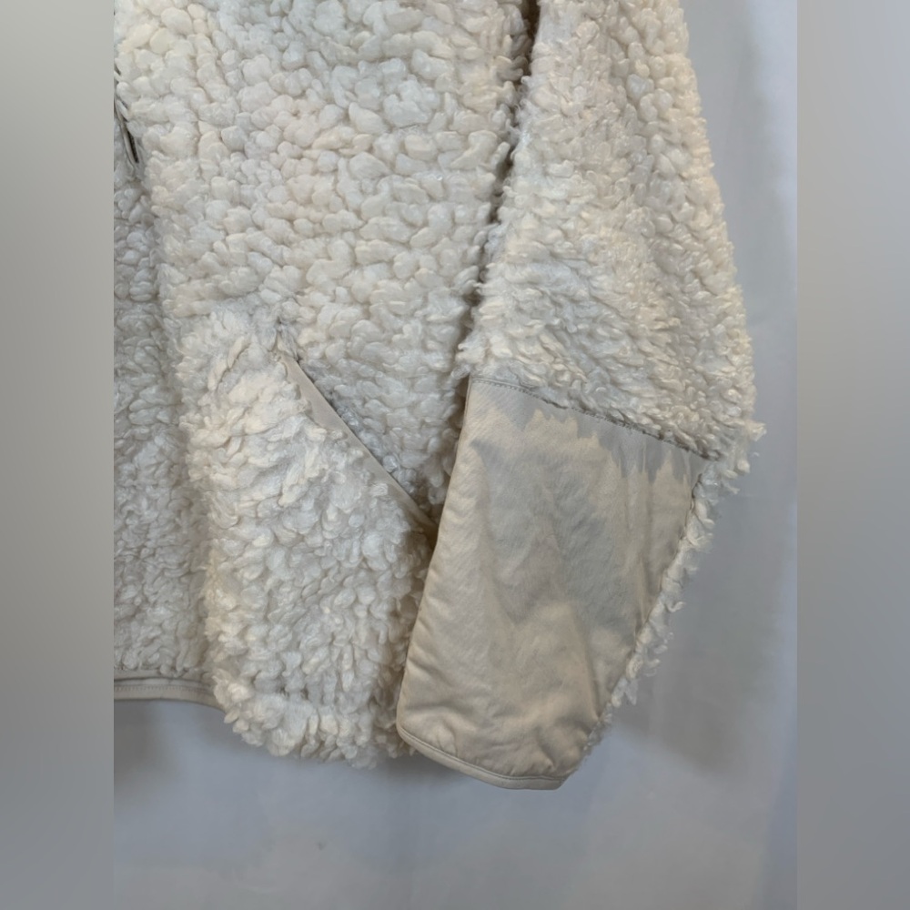 Abercrombie Fitch Women's Sherpa Zip Sweater in Cream White Size Small - Picture 7 of 8